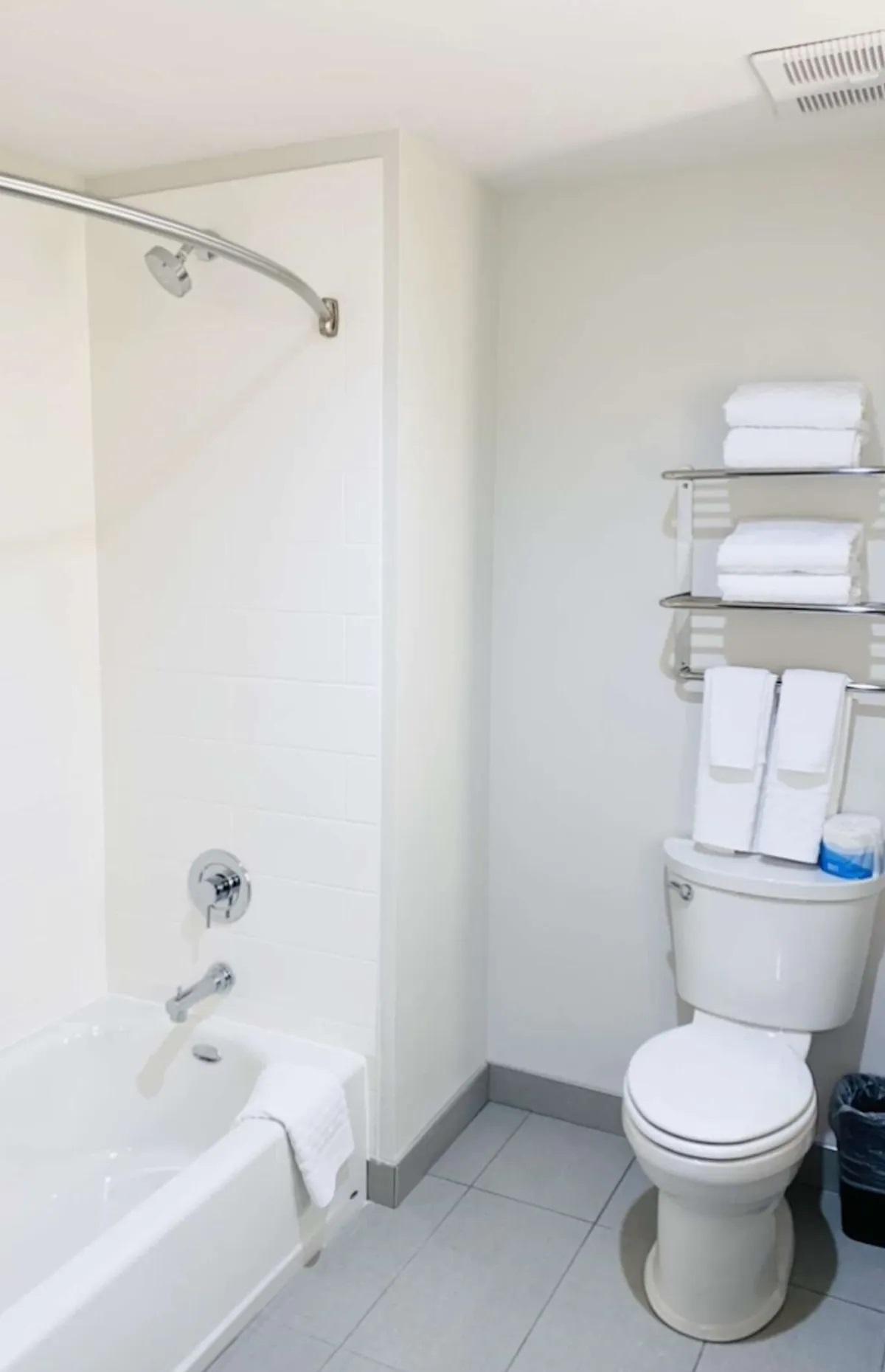 Best Western Plus Tacoma Hotel Extérieur photo